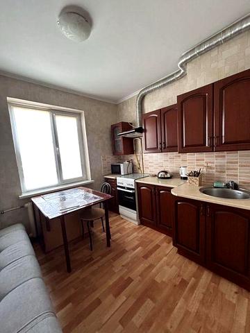 Оренда 1к/к Приморська