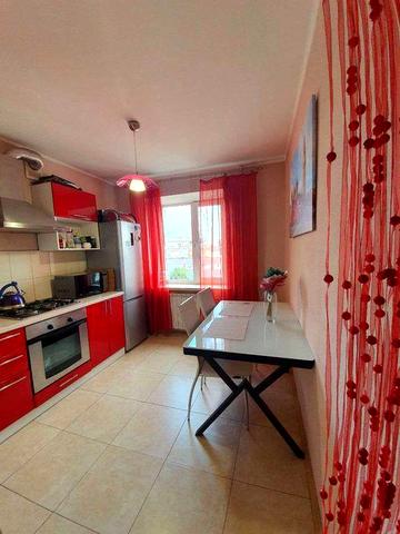 У продажу 1 к.кв. метро ,,Левада,, 1 хвилина