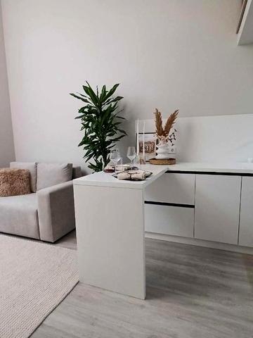 Нагірна вул., 16