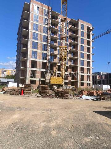 Тиводара Легоцького вул., 64