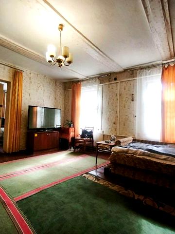 Народного Руху вул. (Ціолковського), 8