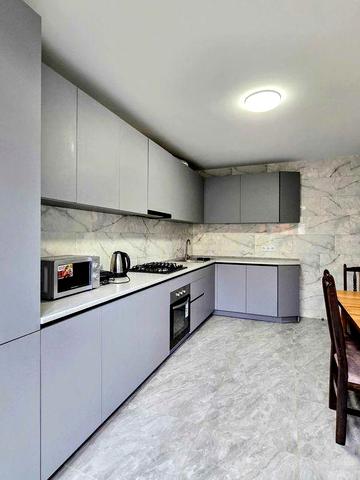 Здається 5-ти кімнатний ТАУНХАУС на Проспекті Незалежності