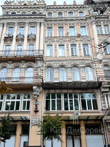 Архітектора Городецького вул., 9