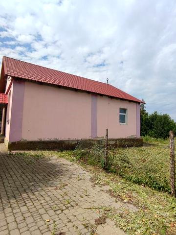 Будинок в селі Коршів - 11900 Дол США. Торг.