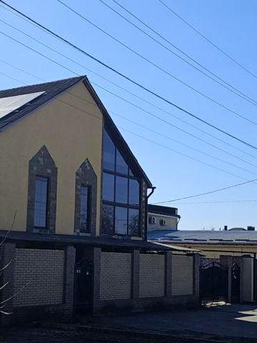 Продам/здам в аренду  дом за пол цены в центре Харькова