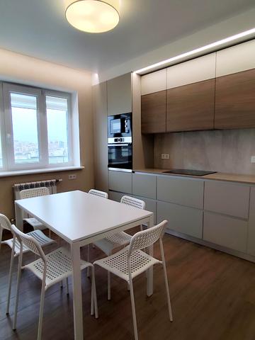 Академіка Павлова вул., 158