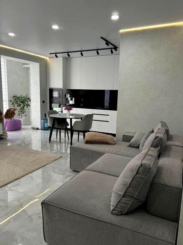 Продаж 3-х кімнатної квартири з дизайнерським ремонтом в м.Коломия ЖК Затишний