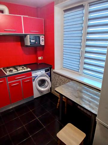 Академіка Павлова вул., 132