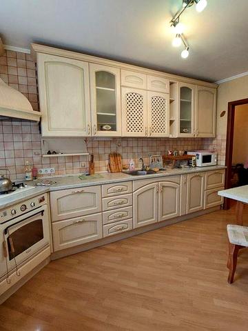 Продам 3-х комнатную квартиру на Горизонте Харьков