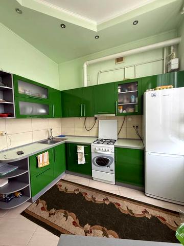 Грушевського, 55