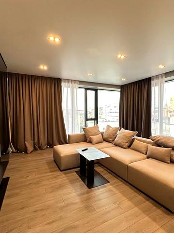 Антоновича вул. (Горького), 44