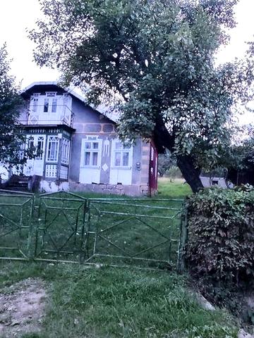 Будинок у селі Старі Кути