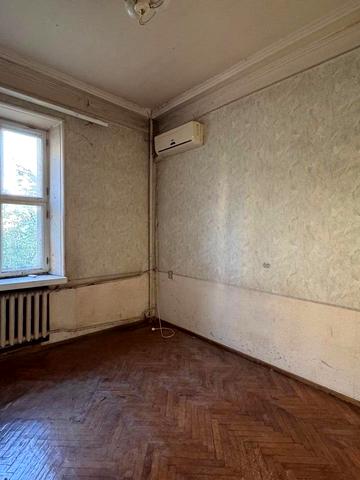 Предславинська вул., 47