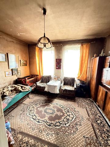 Графа фон Шенборна вул.