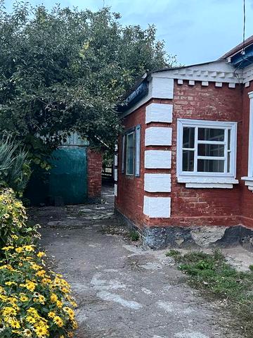 Будинок Приютовка