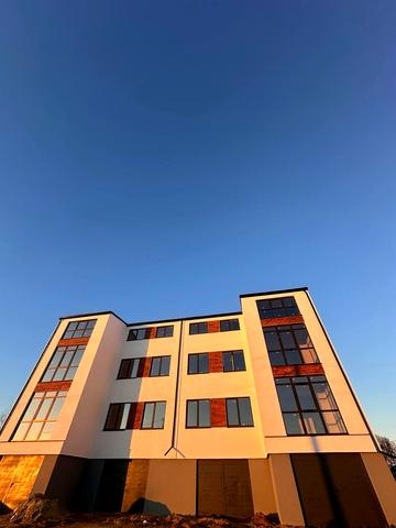 Південна вул., 10