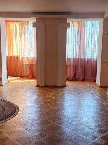 Сдам большую 2х комнатную квартиру в Аркадии.