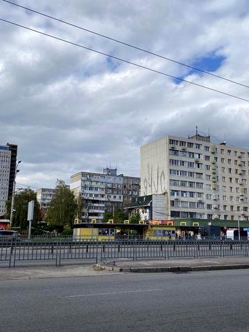 Продам 3 к.квартиру Начало пр.Слобожанского. БЕЗ КОМИССИИ !!!