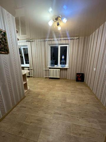 Продам  3-х кімнатну квартиру  в м. Лозова