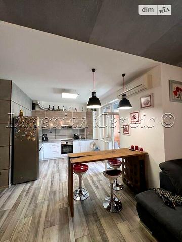 Довгострокова оренда 3к Квартира Дніпровські пороги вулиця ЖК Бородино