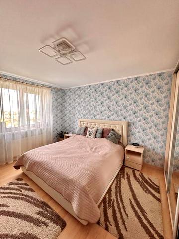 3 х кімнатна новобудова. 107 квадратів. Автономне опалення