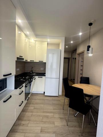 Матвія Донцова вул. (Тургенєвська), 15