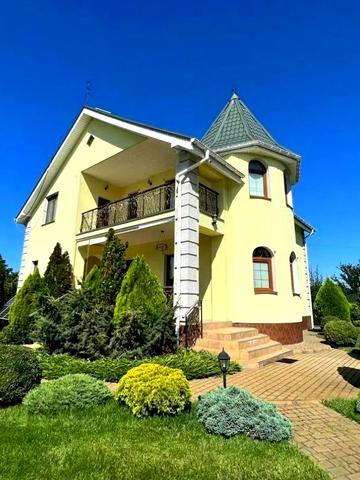 Центральна, 97