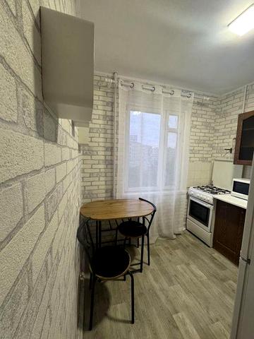 2-кім м. Дарниця, вул. Анатолія Соловʼяненка