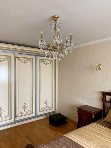 Позняки!Метро 5хв! 1кім. вул.М.Гришка,8, 44м2.