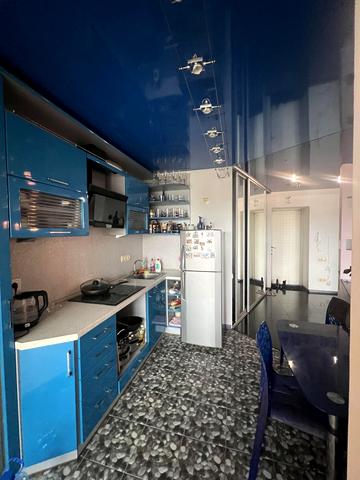 Вячеслава Чорновола просп. (), 99