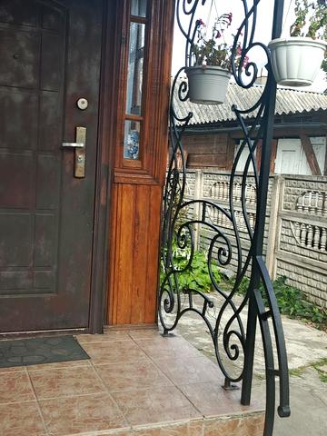 Вокзальна, 1а