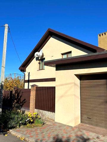 НОВА ЦІНА. Продаж двоповерхового будинку в Ц-М районі, Карачуни