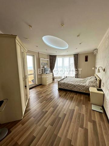 Вячеслава Чорновола вул., 9