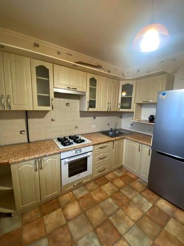 Продам 2-комн.кв. Солнечный ж/м. Любарского, 36.