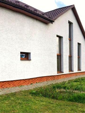 Здається в оренду простора двоповерхова хата