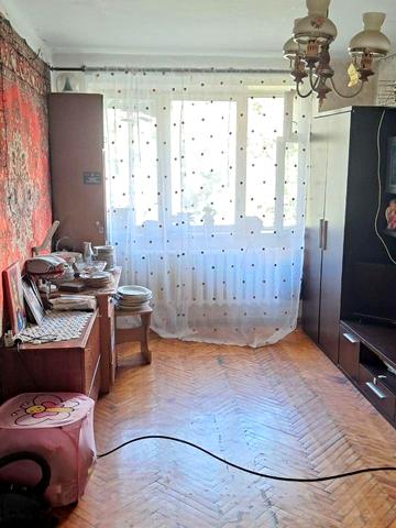 Бреуса вул., 24