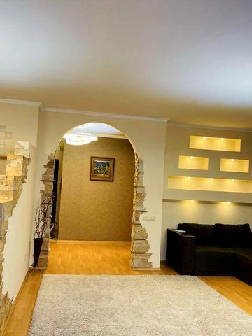 1 кімната студія 59 кв.м ул. Межигорская,28, Подол,Контрактова площа,