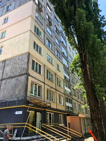 Квартира під торговлю на проти входа в АТБ сусіди аптека та Beermarket