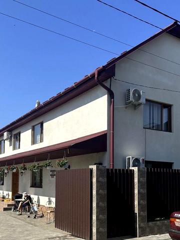 Довгострокова оренда будинку