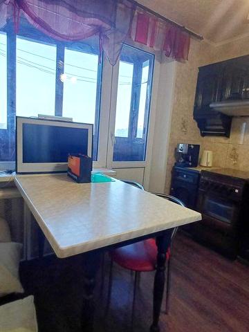 Березняки Пр. П Тичини 13 Видова квартира в чудовому стані. ЕКСКЛЮЗИВ