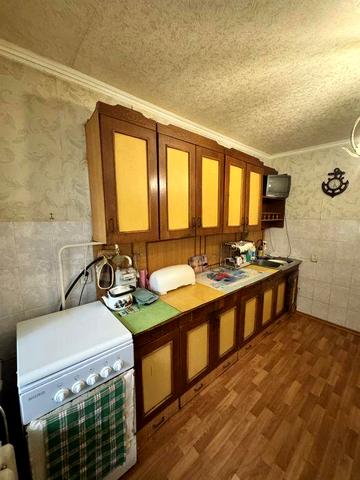 Продаж 3-х кімнатної квартири по вул. П.Коновальця / Сертифікат