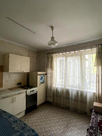 Богдана Завади вул. (Мікояна), 12