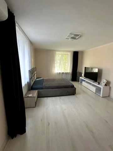 Мец Міста вул., 23