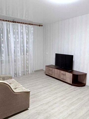 Сдам двухкомнатную квартиру с Газовой автономкой в хорошем районе