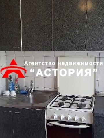 Героїв Крут вул. (12 Квітня), 2-В