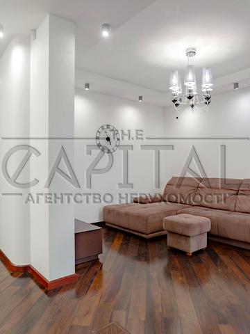 Андрія Верхогляда вул. (Михайла Драгомирова), 3