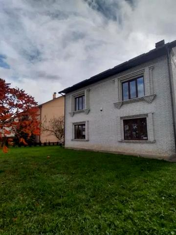 Центральна