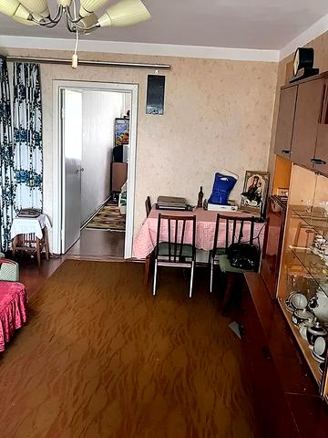 Космонавтів вул., 4г