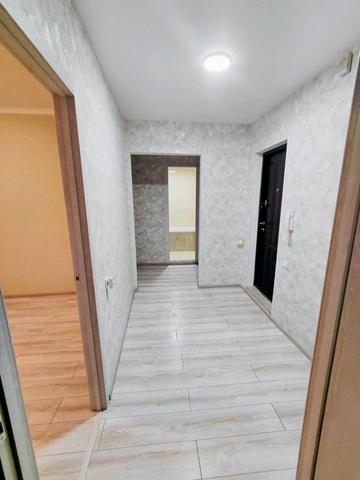 Вокзальна вул., 28