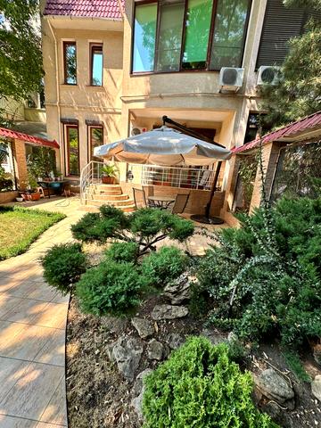 Педагогічна вул., 20б